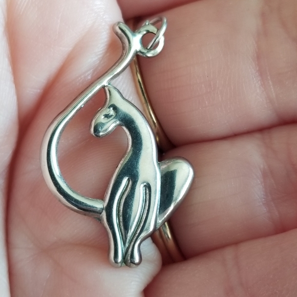 Kitty cat pendant charm silver tone Long tailed - Picture 2 of 7